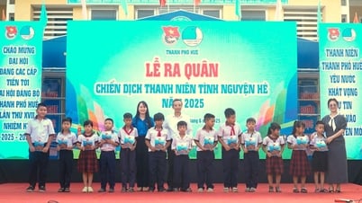 កុមារទីក្រុង Hue ឈានជើងចូលយុគសម័យថ្មី។