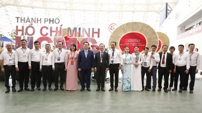 Ausstellung „Ho-Chi-Minh-Stadt – Die Größe der Zeit, die Zukunft gestalten“ im National Exhibition Center