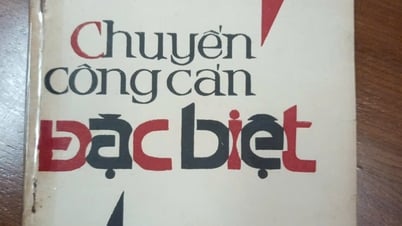 Đặc phái viên Lê Văn Hiến với các bà hoàng triều Nguyễn sau ngày độc lập
