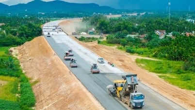 Quang Ngai: Eliminación de obstáculos en la autopista Quang Ngai - Hoai Nhon