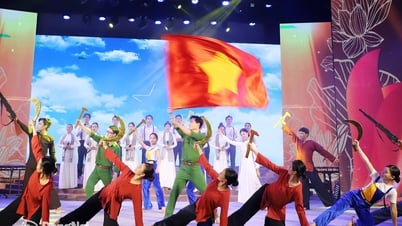 9월 2일 저녁 "혁명의 서사시를 되풀이하다"라는 예술 프로그램을 공연합니다.