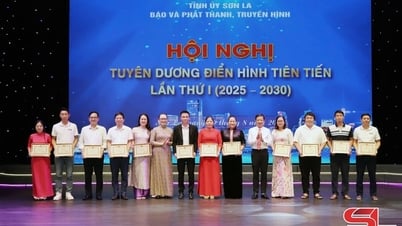 Báo và phát thanh, truyền hình Sơn La tổ chức Hội nghị tuyên dương điển hình tiên tiến