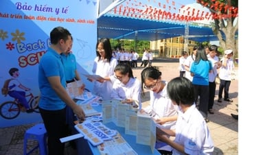 Bảo hiểm Xã hội Hải Phòng tổ chức gian hàng đầu tiên tuyên truyền về bảo hiểm y tế