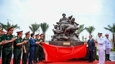 វៀតណាម​សាងសង់​រូបសំណាក​ដើម្បី​គោរព​ដល់​អ្នក​ជំនាញ​យោធា​សូវៀត គុយបា ចិន និង​ទាហាន​ឡាវ និង​កម្ពុជា។