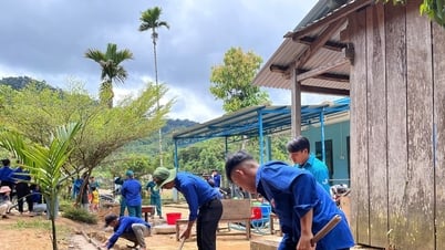 어려움을 극복하고 트라지압에서 새 학년을 준비하기 위해 단결