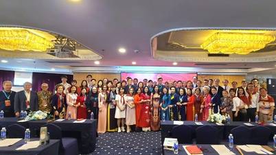 Développer les compétences et l'expérience en leadership et en gestion des responsables de l'Association des Vietnamiens d'outre-mer