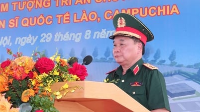 Plaques to honor foreign military experts at the Vietnam Military History Museum