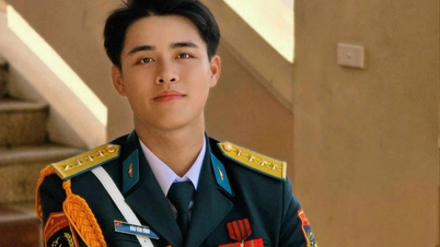 ทหาร A80 ถ่ายทอดสดการเรียนของเขาทุกคืน เผยแพร่จิตวิญญาณแห่งการเรียนรู้ด้วยตนเองให้กับคนรุ่นใหม่