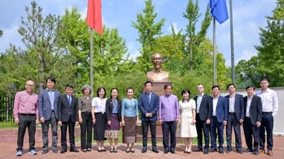La Embajada de Laos en Corea felicita a Vietnam por su 80º Día Nacional