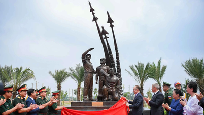 Le ministère de la Défense installe des panneaux pour les statues d'experts militaires étrangers