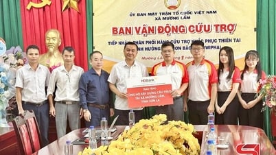 La succursale HD Bank Son La vient en aide aux habitants des zones inondées de Chieng So et Muong Lam