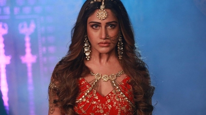 Mỹ nhân tài năng Bollywood - Surbhi Chandna nổi tiếng hơn nhờ đóng phim 'Xà nữ tái sinh'