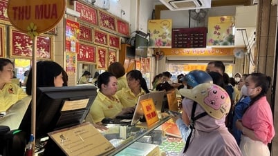 Giá vàng hôm nay 3/8/2025: Giá vàng trong nước và thế giới tuần này đảo chiều tăng vọt chỉ trong 1 phiên