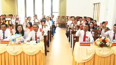 Đại hội Đảng bộ UBND xã Mỹ Hòa Hưng nhiệm kỳ 2025 - 2030