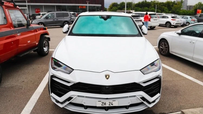 Siêu SUV Lamborghini Urus mang biển số đắt kỉ lục tại Thụy Sĩ