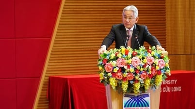 Trường ĐH Cửu Long tổ chức hội nghị triển khai nghị quyết quan trọng của Bộ Chính trị