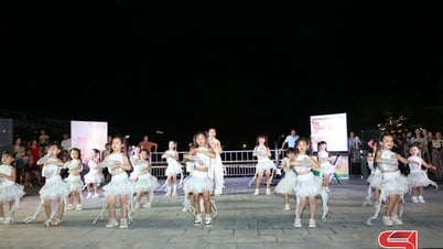 Tuyến phố đi bộ với chủ đề “Giai điệu mùa thu”