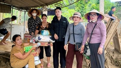 Phật tử và nhà hảo tâm Nghệ An mang yêu thương đến vùng lũ miền Tây xứ Nghệ