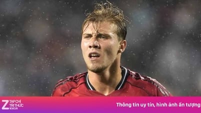 Hojlund làm khó MU ở vụ Sesko