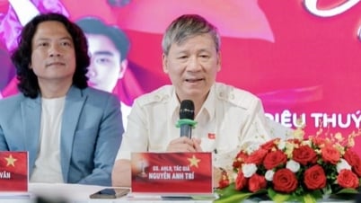モーニングスターのフイエン・トランは、歌い始めた頃の困難な時代を感情的に思い出す。
