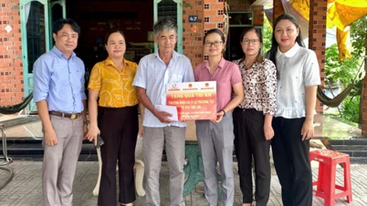 เทศบาลตำบลจวงมิตร: เยี่ยมและมอบของขวัญแก่ครอบครัวทหารที่ได้รับบาดเจ็บสาหัสเนื่องในโอกาสวันชาติ 2 กันยายน