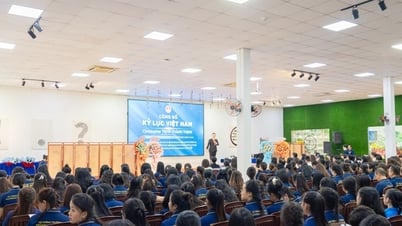 유치원 교사를 위한 음악감상 교육을 실시하는 사립학교