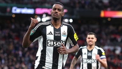 Serangkaian 'blockbuster' bernilai miliaran dolar yang menunggu untuk meledak di hari terakhir bursa transfer