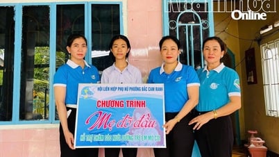 Women's Union of Bac Cam Ranh Ward sponsors 2 orphans