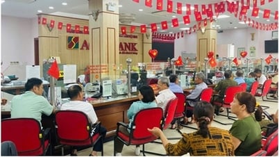 Agribank ធ្វើ​ការ​ពេញ​មួយ​ថ្ងៃ​ឈប់​សម្រាក ដើម្បី​ធានា​បាន​ការ​ចែក​អំណោយ​ទាន់​ពេល​វេលា​ដល់​ប្រជាជន​ក្នុង​ឱកាស​បុណ្យ​ជាតិ​ថ្ងៃ​ទី​២ ខែ​កញ្ញា