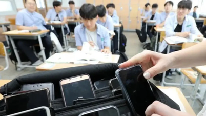 Korea Selatan melarang penggunaan ponsel pintar selama kelas