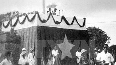 Di mana Presiden Ho Chi Minh menulis Deklarasi Kemerdekaan?