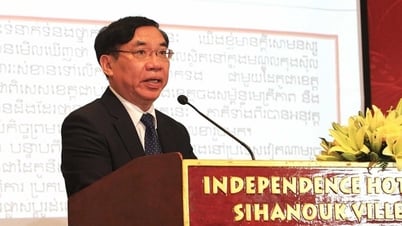 캄보디아 남서부 베트남 국경일 기념 행사에서 따뜻한 우정