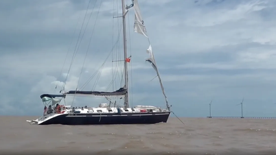 Resgate oportuno de iate estrangeiro em apuros no mar em Ca Mau