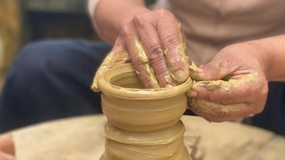 Un ancien village de potiers de Da Nang lance des produits « tendance » pour célébrer le jour de l'indépendance