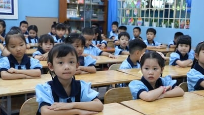 호치민시: 학교는 아직 2025-2026학년도 수업료 징수를 시행하지 않았습니다.