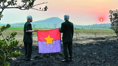 Le voyage de retour spécial du drapeau du Front