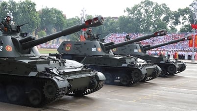 Close-up peralatan militer Tentara Rakyat Vietnam selama Latihan Umum A80