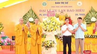 Pagoda Truc Lam Hung Quoc menyelenggarakan Festival Vu Lan bakti kepada orang tua pada tahun 2025