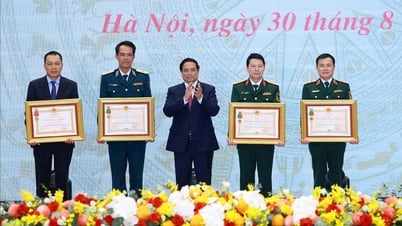 MB vinh dự đón nhận Huân chương Bảo vệ Tổ quốc hạng Nhất tại Hội nghị “80 năm Doanh nghiệp đồng hành cùng đất nước”