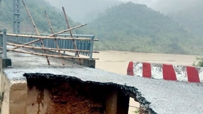 Landslide of bridge over Lam River, nearly 300 households in Tam Quang commune isolated