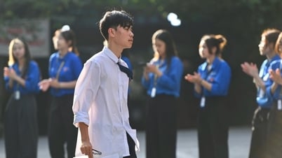 Kỳ thi tốt nghiệp đầu tiên theo chương trình mới: “Cái bẫy” của 2+2