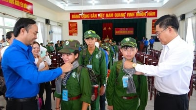 Hơn 100 học sinh tham gia chương trình “Học kỳ trong quân đội” khóa 17
