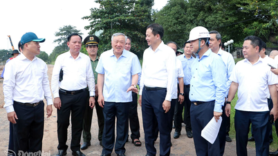 Permanent Deputy Prime Minister Nguyen Hoa Binh inspected two projects in Dong Nai.