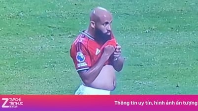 Bức ảnh gây sốt của Mbeumo