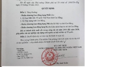 Sở Xây dựng tỉnh Cao Bằng được Chủ tịch nước Quyết định tặng thưởng Huân chương Lao động Hạng nhất (Quyết định số 2050/QĐ-CTN ngày 19/11/2021 của Chủ tịch Nước).