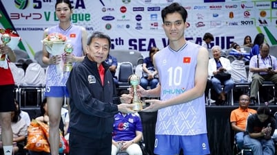 Bích Tuyền, Bích Thuỷ, Khánh Đang được vinh danh tại SEA V.League 2025