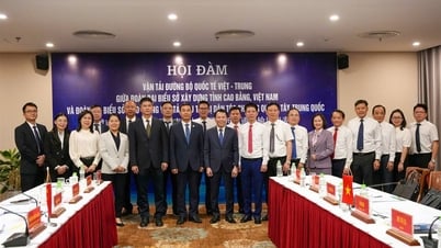 Đoàn đại biểu Sở Xây dựng tỉnh Cao Bằng hội đàm với Đoàn Đại biểu Sở Giao thông vận tải, Khu tự trị dân tộc Choang Quảng Tây, Trung Quốc