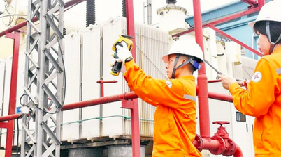Tiêu thụ điện tiếp tục phá kỷ lục, công suất tăng thêm bằng hai lần thủy điện Sơn La
