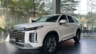 Hyundai Palisade reduced by hundreds of millions of dong, as cheap as Ford Everest