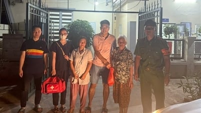 Công an phường Định Công giúp cụ bà đi lạc trở về với gia đình